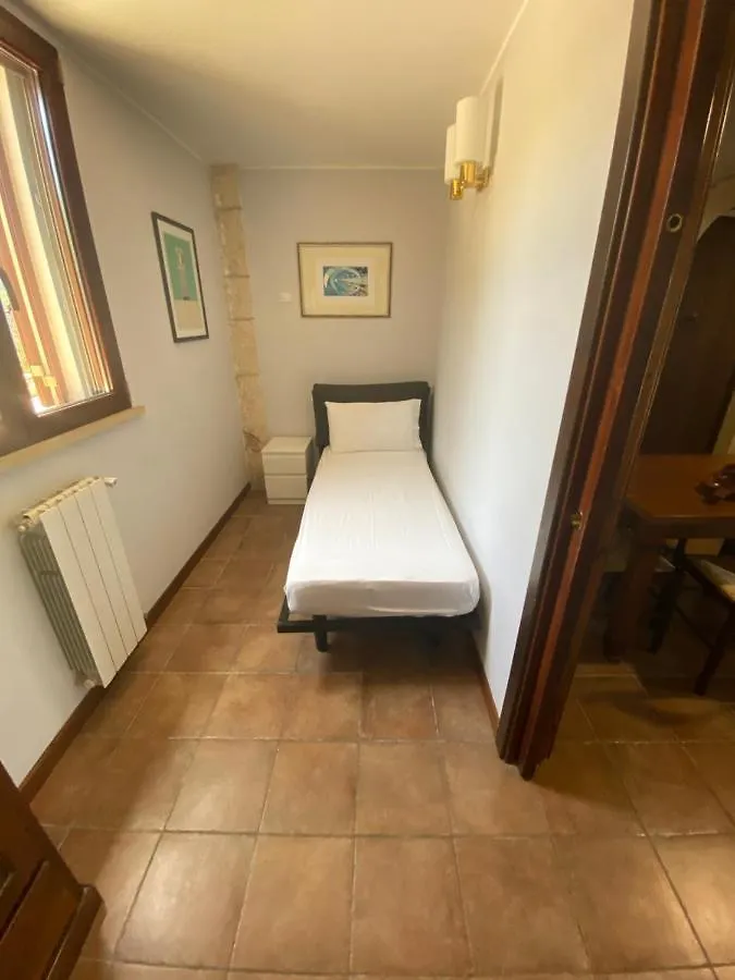 Casa Vacanza Monterosso Villa Syrakusa 0*,  Italien