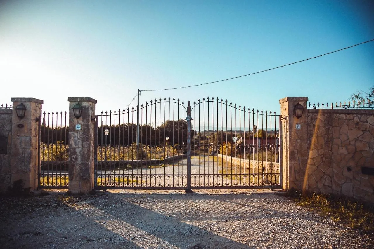הוילה סירקוזה Casa Vacanza Monterosso בית נופש